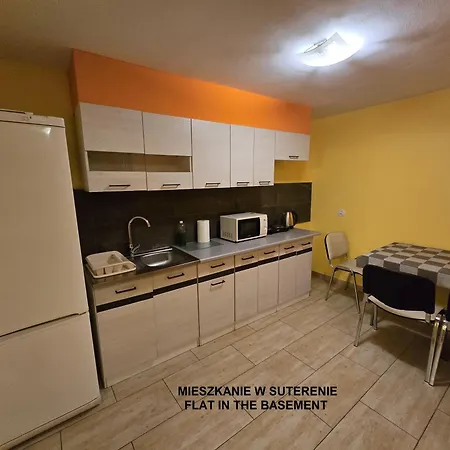 شقة Mieszkanie W Suterenie *