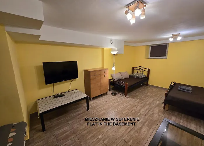 Mieszkanie W Suterenie Apartmán *